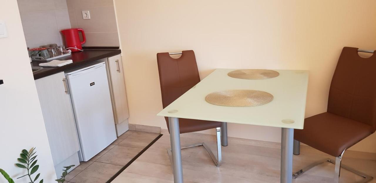 Rozsa Apartmanhaz Aparthotel Szeged Luaran gambar