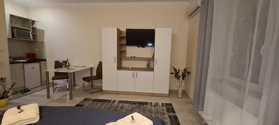 Rozsa Apartmanhaz Aparthotel Szeged Luaran gambar