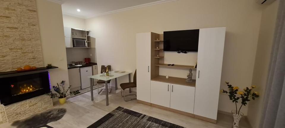 Rozsa Apartmanhaz Aparthotel Szeged Luaran gambar