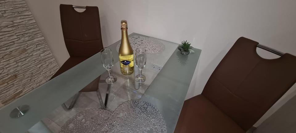 Rozsa Apartmanhaz Aparthotel Szeged Luaran gambar